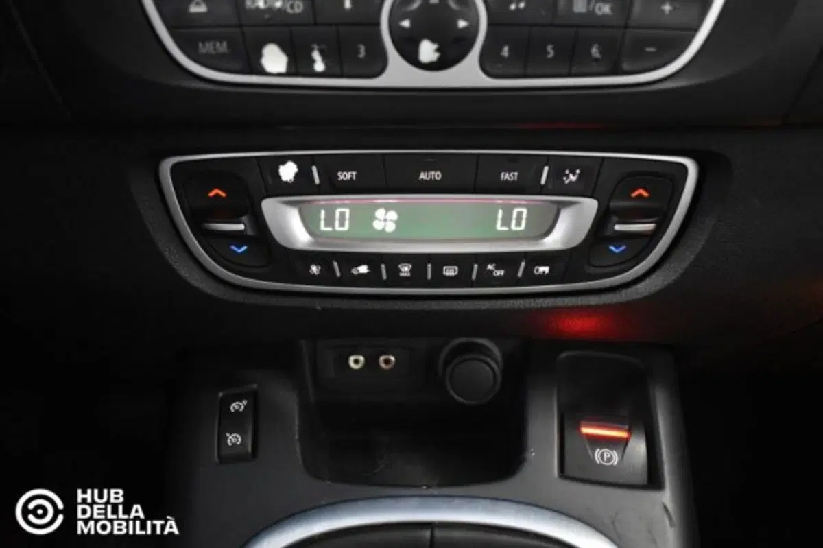Renault Scenic E-Tech Electric usata a Perugia (14)