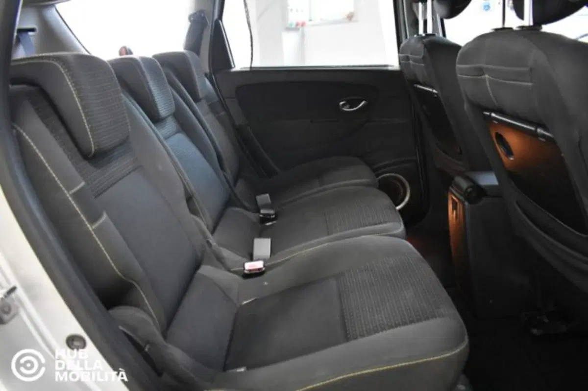 Renault Scenic E-Tech Electric usata a Perugia (20)