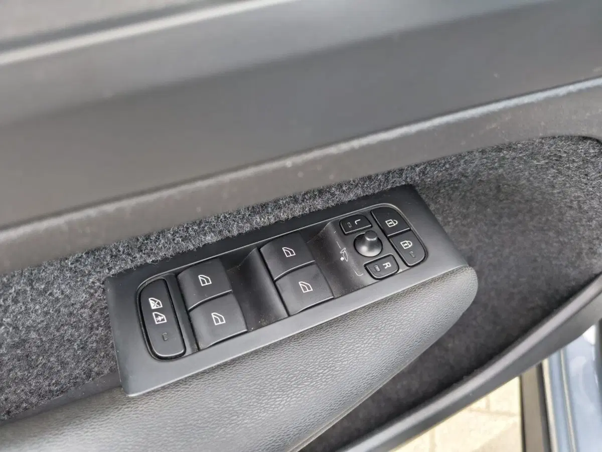 Volvo XC40 usata a Firenze (14)