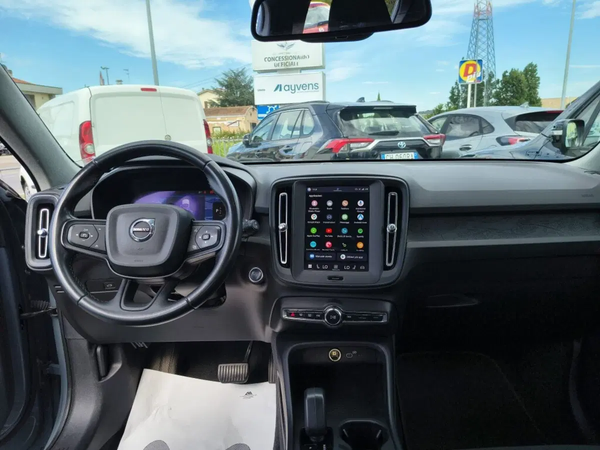 Volvo XC40 usata a Firenze (16)