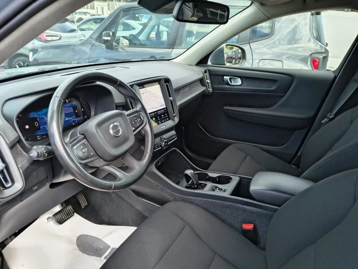 Volvo XC40 usata a Firenze (17)