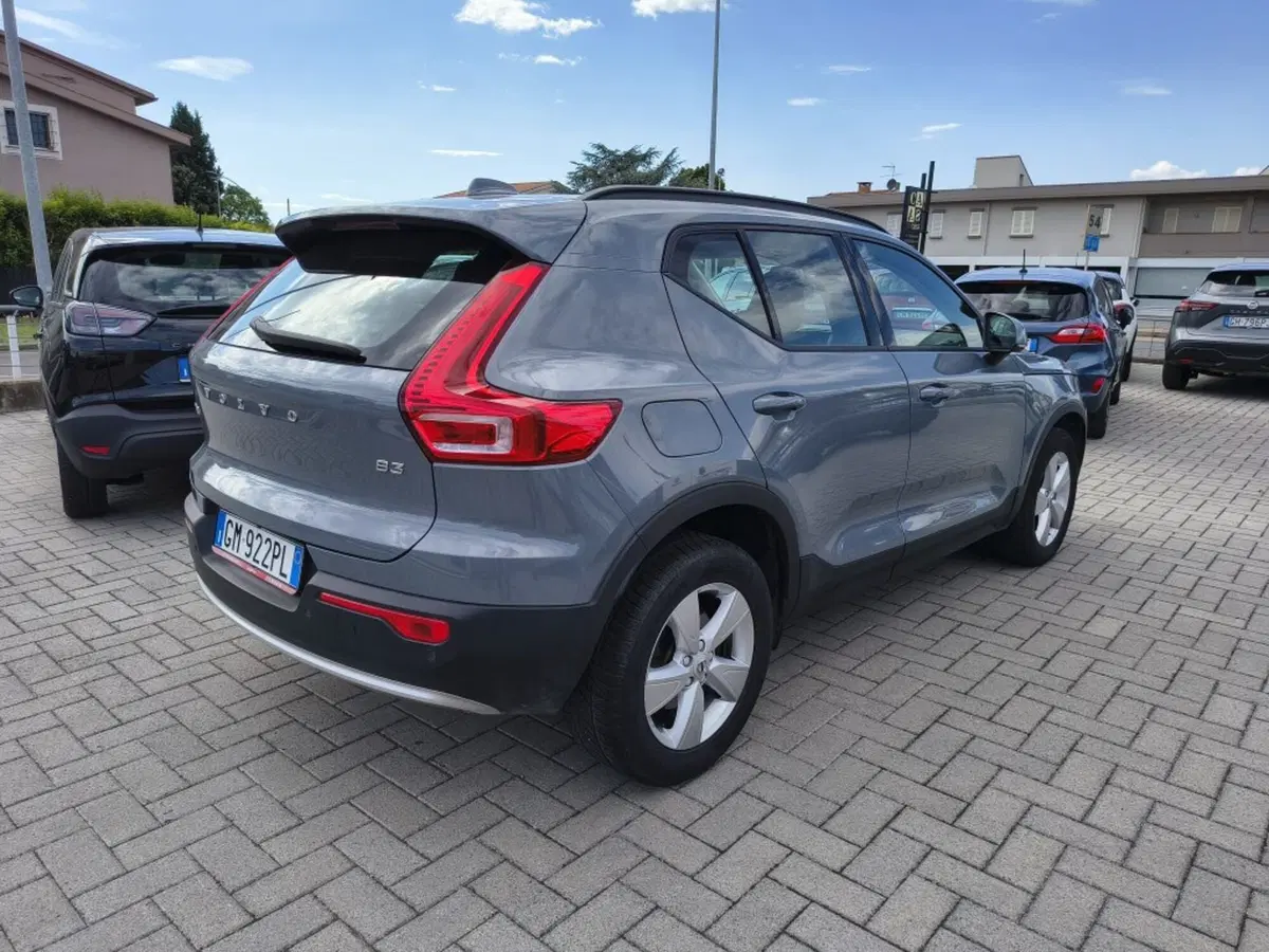 Volvo XC40 usata a Firenze (4)