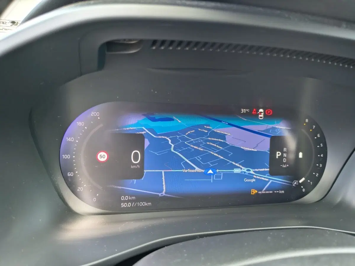 Volvo XC40 usata a Firenze (8)