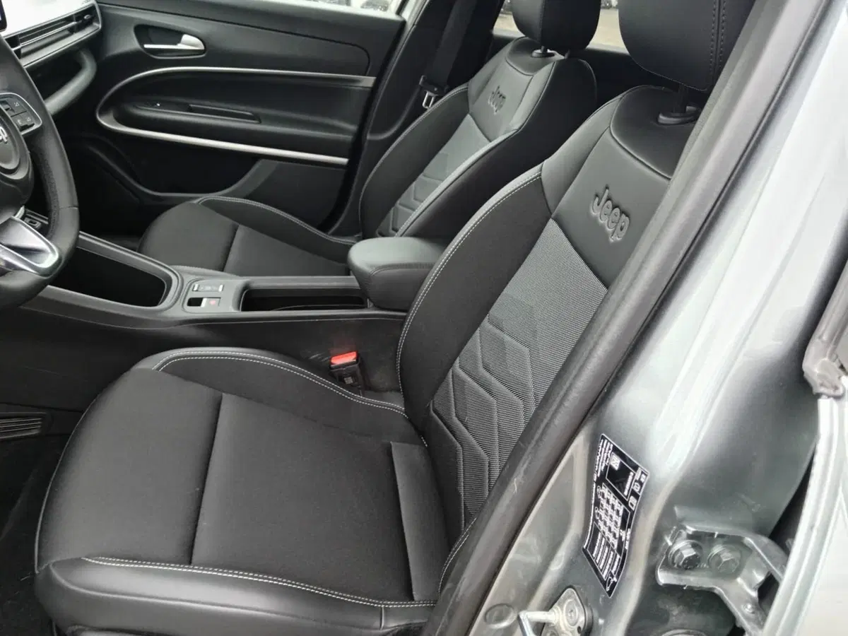 Jeep Avenger usata a Alessandria (16)