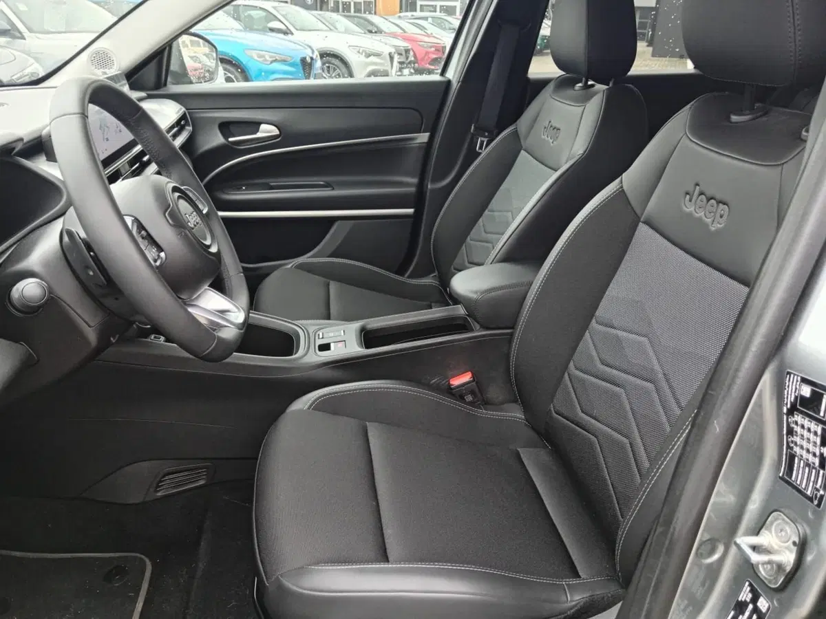Jeep Avenger usata a Alessandria (8)