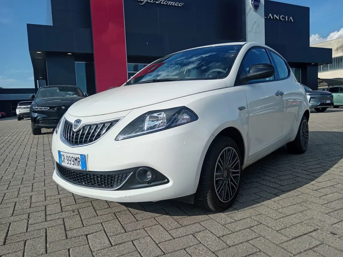 Lancia Ypsilon usata a Alessandria