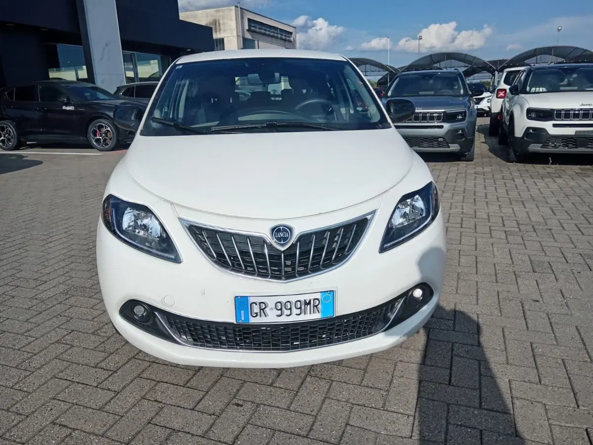 Lancia Ypsilon usata a Alessandria (2)