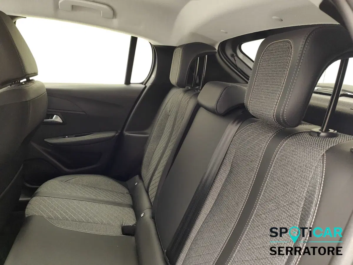 Peugeot 208 usata a Como (13)