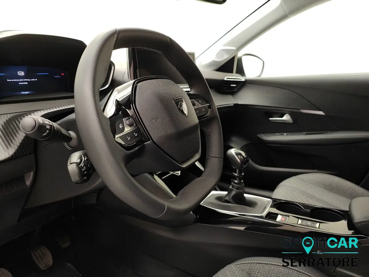 Peugeot 208 usata a Como (9)