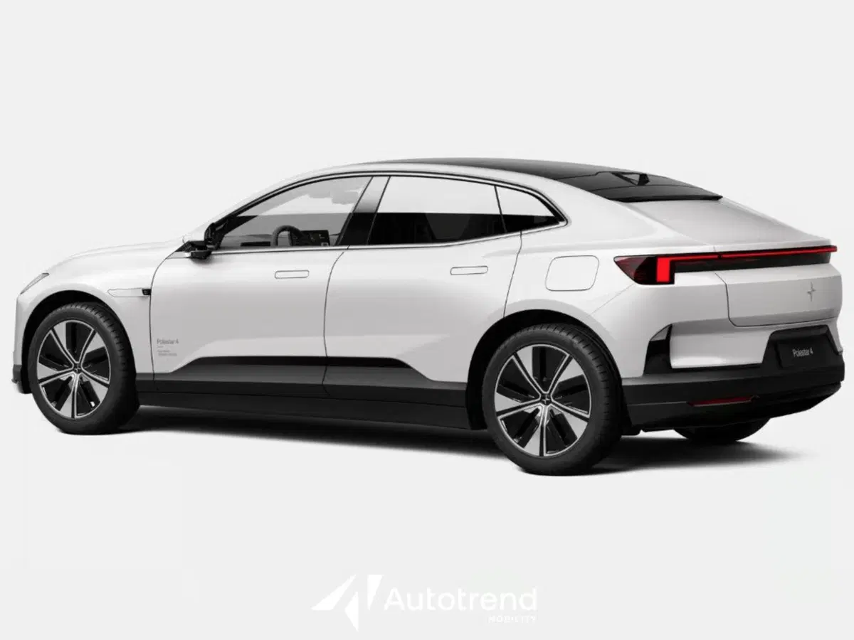 Polestar Polestar 4 nuova a Bari (2)