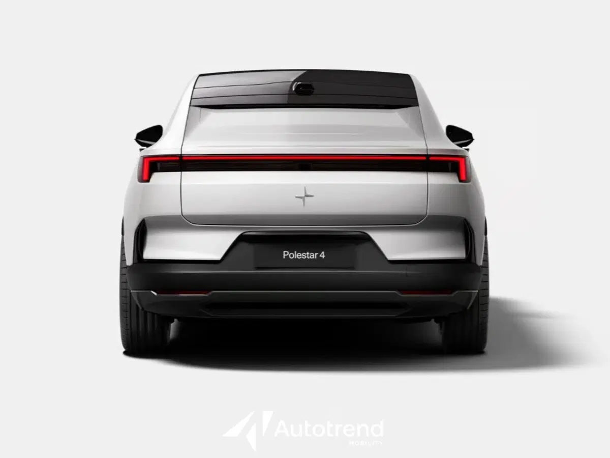 Polestar Polestar 4 nuova a Bari (4)