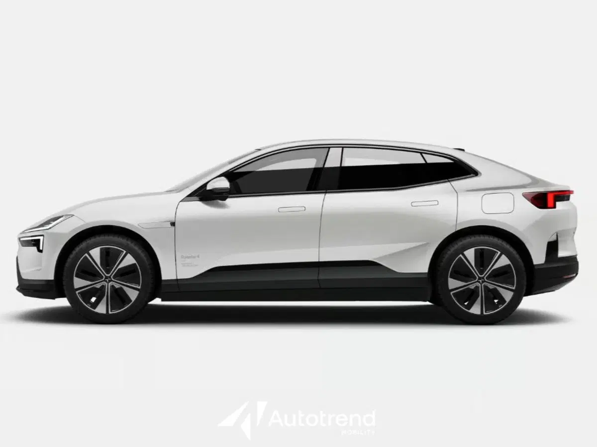 Polestar Polestar 4 nuova a Bari (6)
