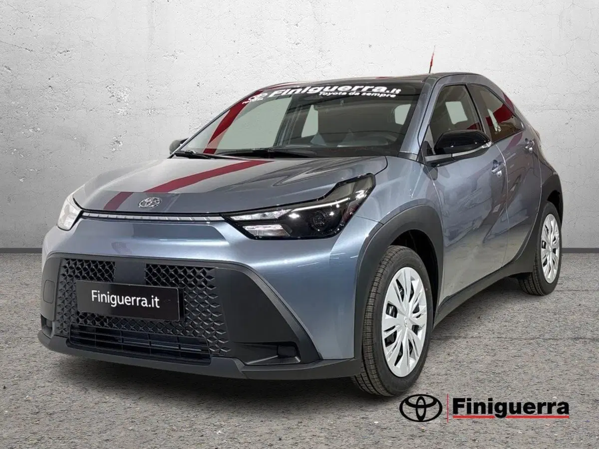 Toyota Aygo X nuova a Lecco
