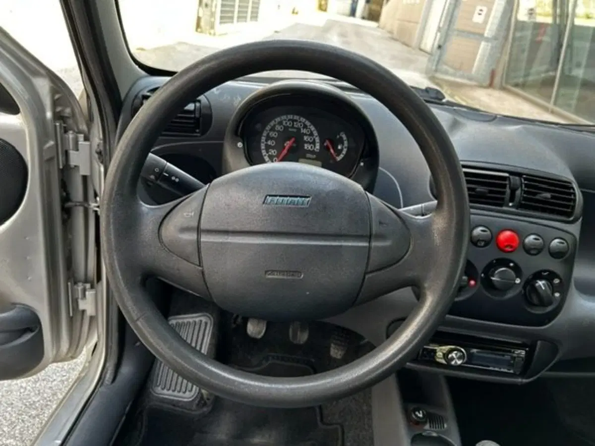 Fiat Seicento usata a Cuneo (7)