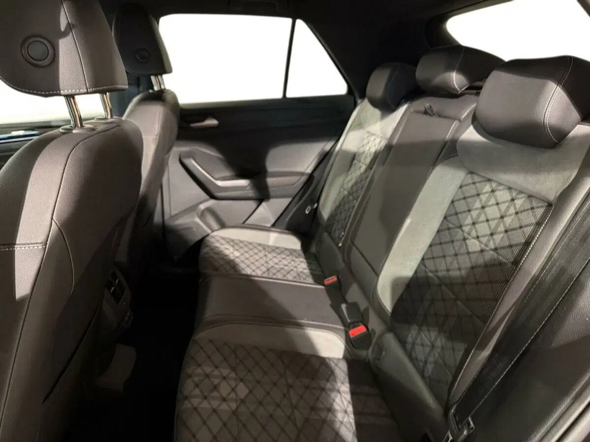 Volkswagen T-Roc usata a Lecco (11)