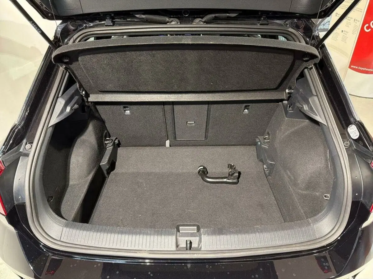Volkswagen T-Roc usata a Lecco (12)
