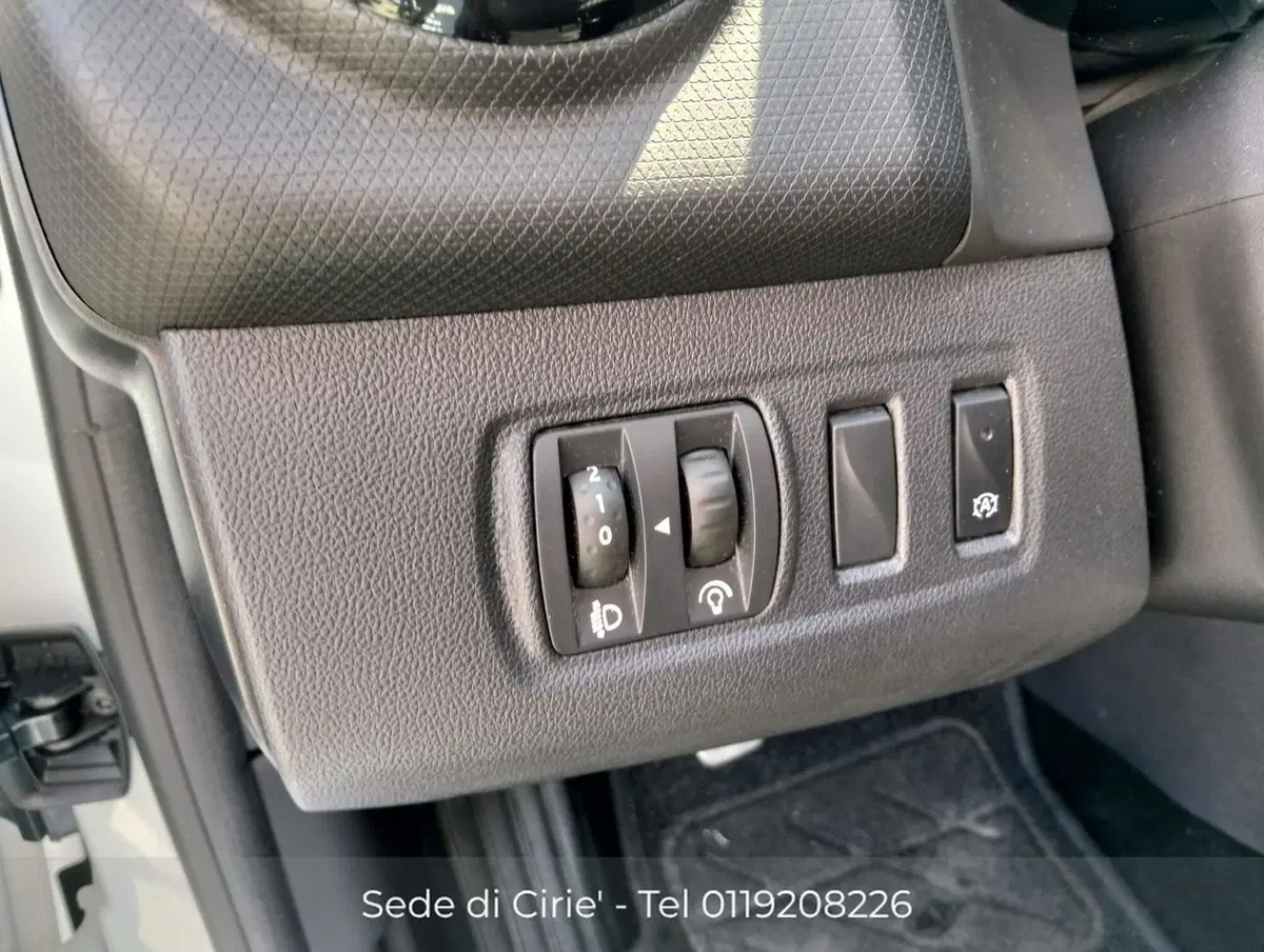 Renault Clio usata a Torino (8)