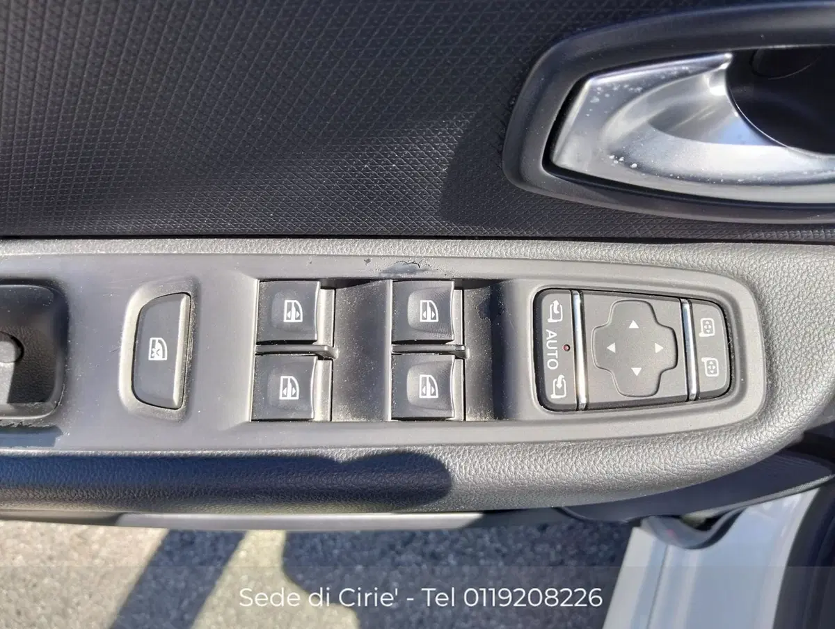Renault Clio usata a Torino (9)