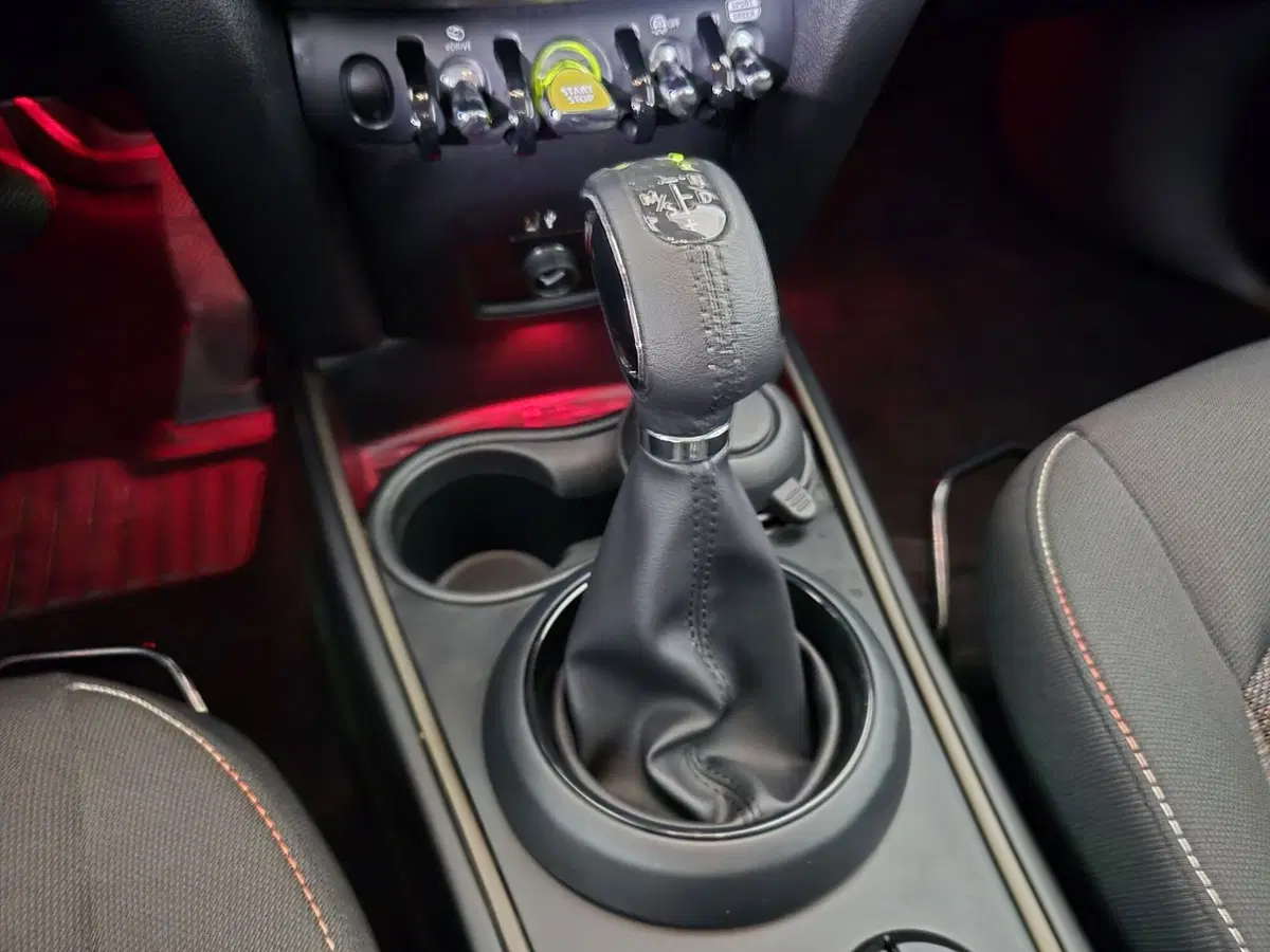 MINI Mini Countryman usata a Torino (12)