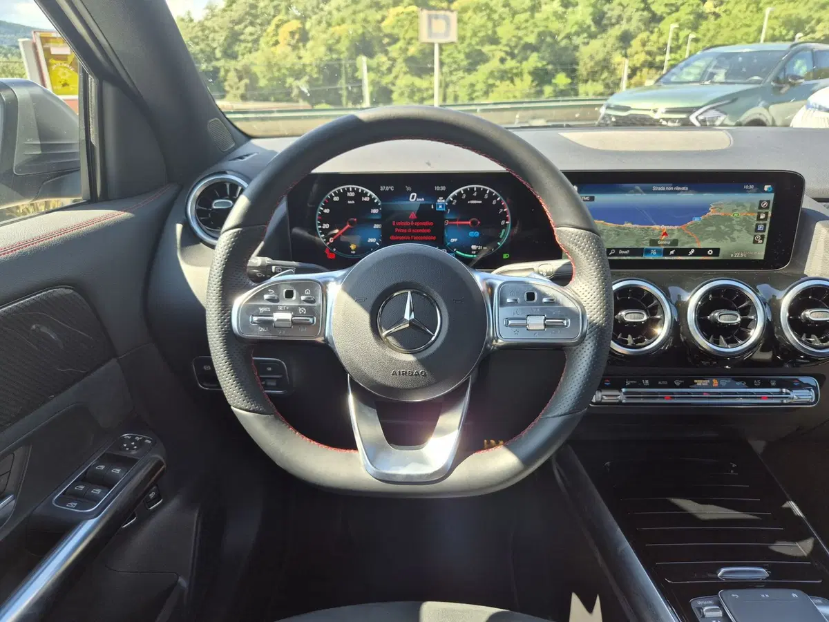 Mercedes-Benz GLA SUV usata  (18)