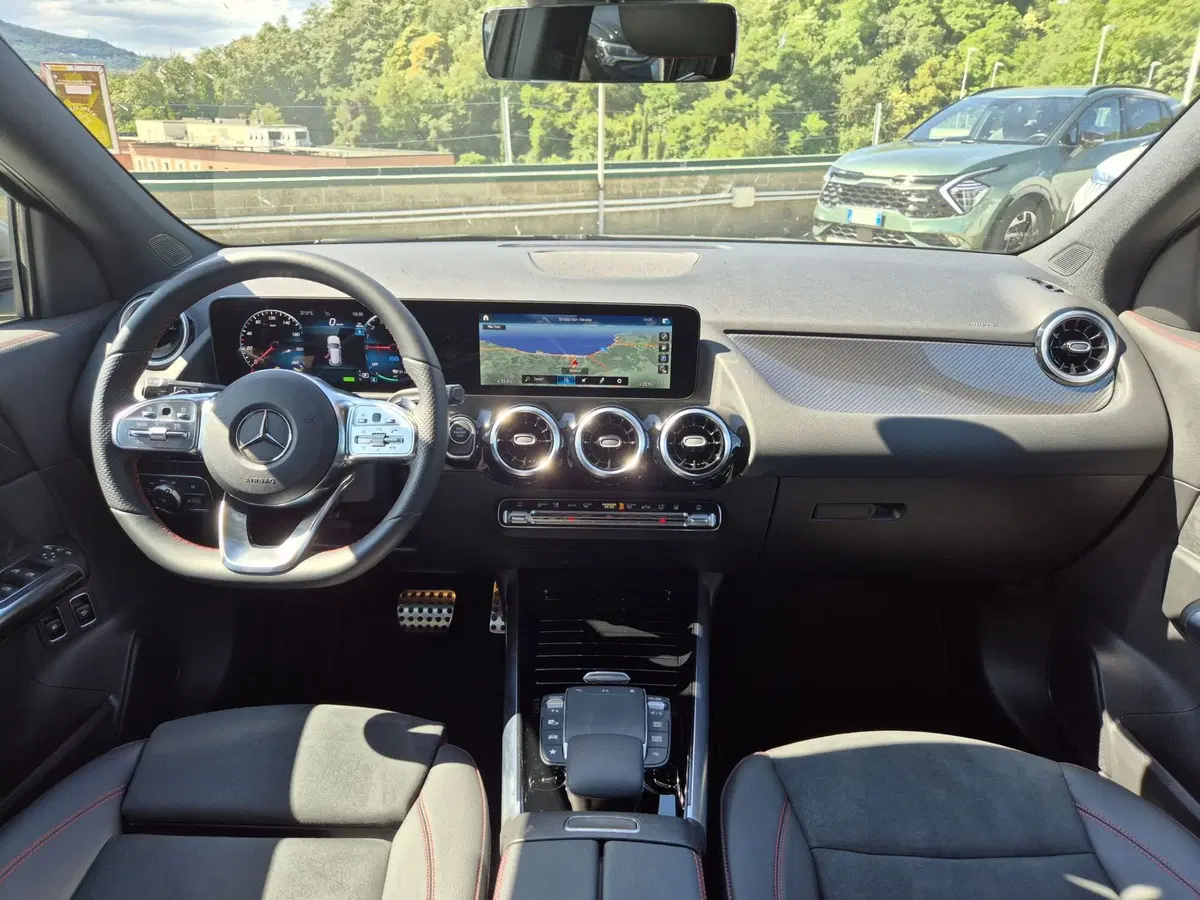 Mercedes-Benz GLA SUV usata  (8)