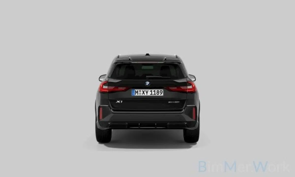 BMW X1 nuova a Genova (3)