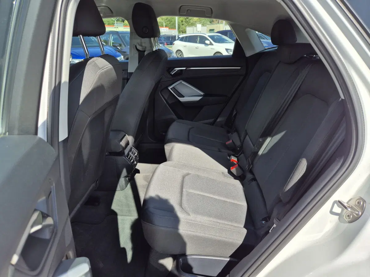 Audi Q3 Sportback usata  (7)