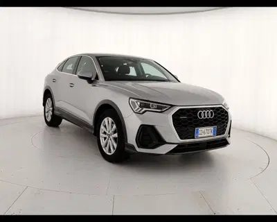 Audi Q3 Sportback Sportback 35 2.0 tdi s-tronic del 2020 usata a Caserta