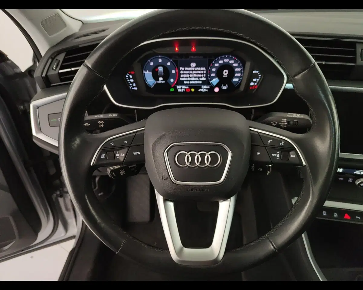 Audi Q3 Sportback usata a Caserta (19)