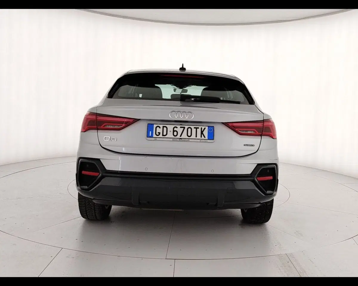 Audi Q3 Sportback usata a Caserta (5)