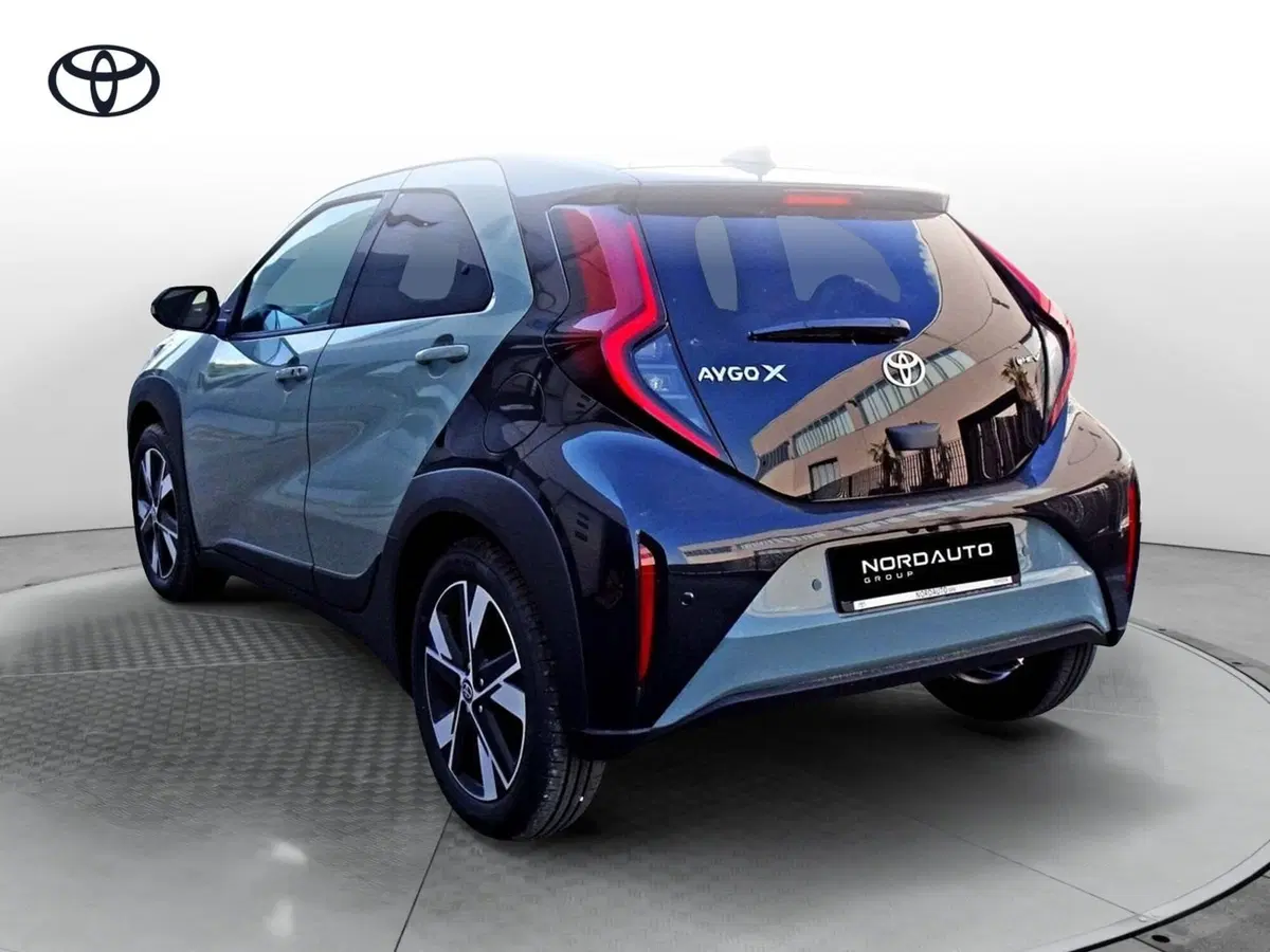 Toyota Aygo X nuova a Padova (4)