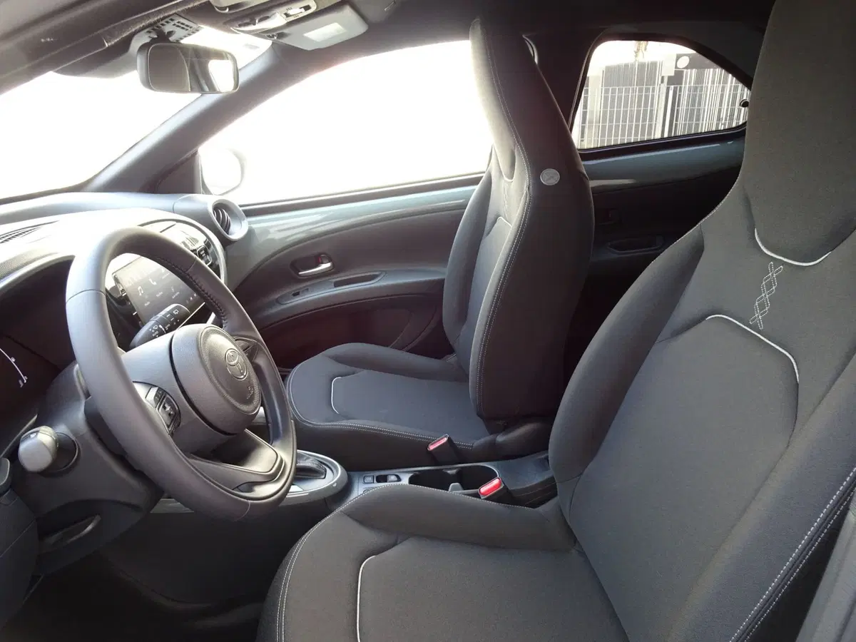 Toyota Aygo X nuova a Padova (7)
