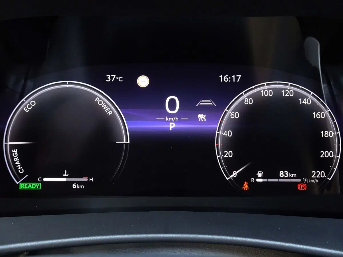 Toyota Toyota C-HR nuova a Padova (12)