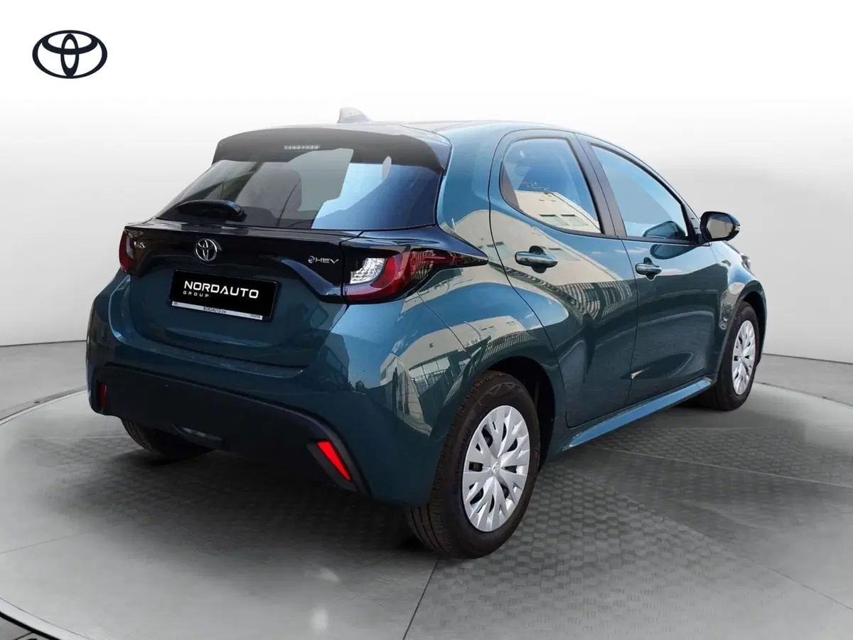 Toyota Yaris nuova a Padova (3)