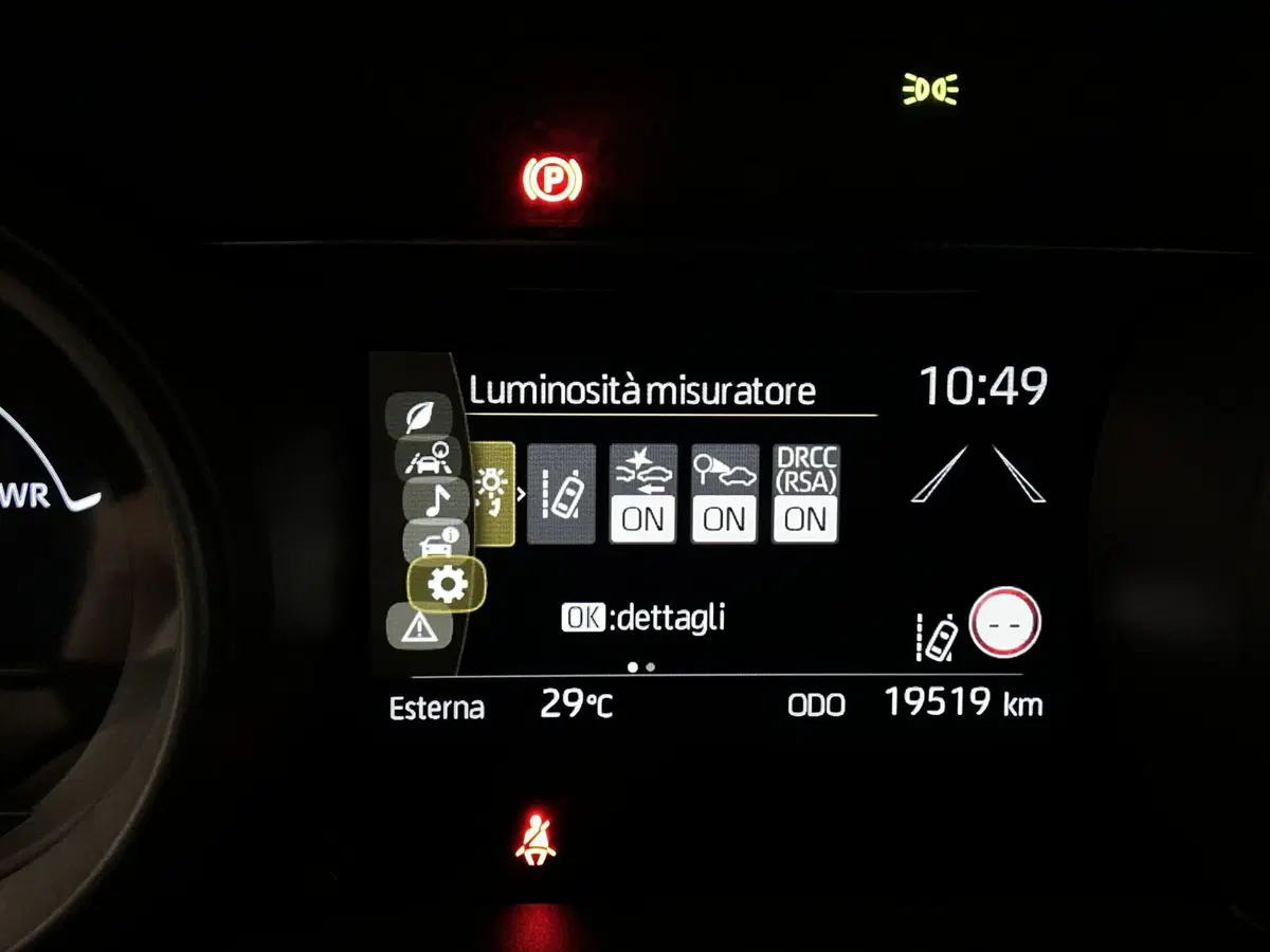 Toyota Yaris usata a Milano (10)