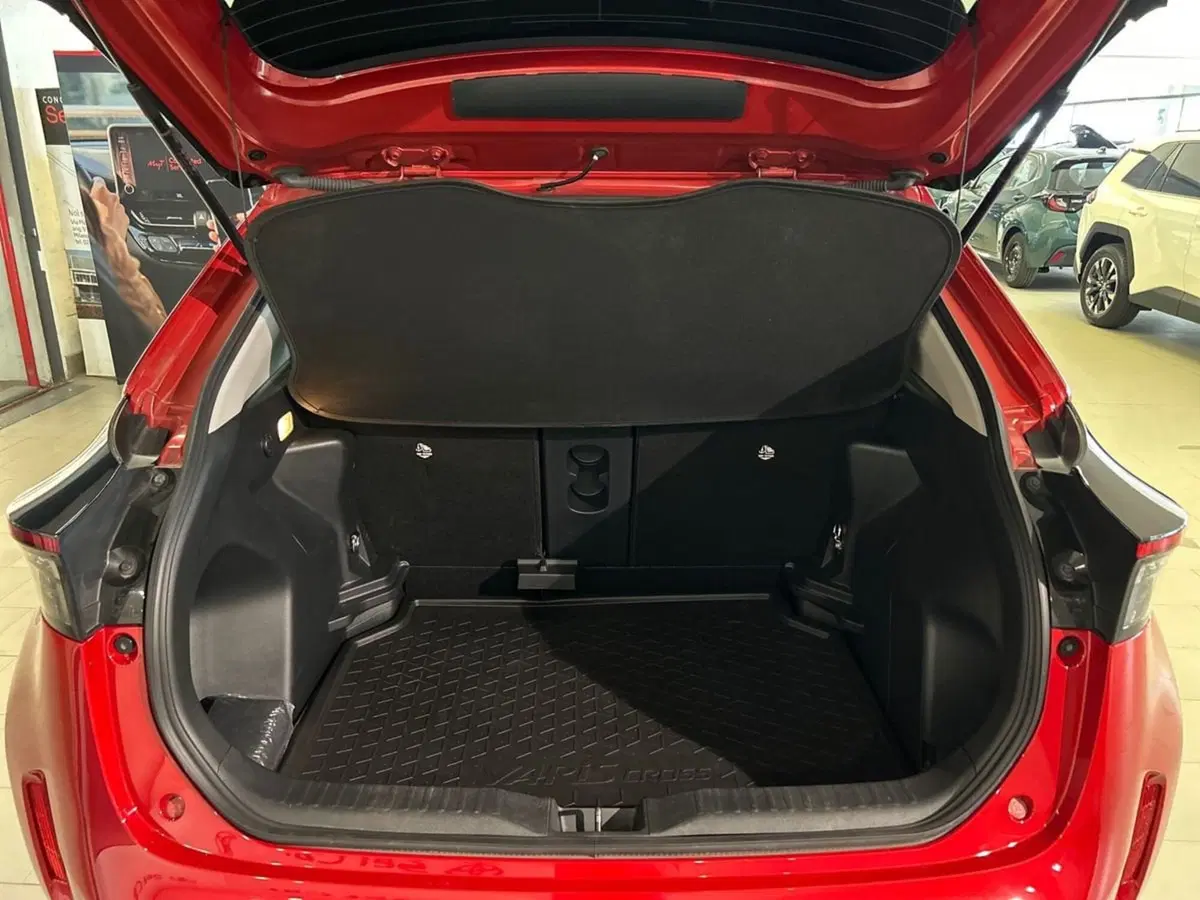 Toyota Yaris Cross usata a Milano (6)