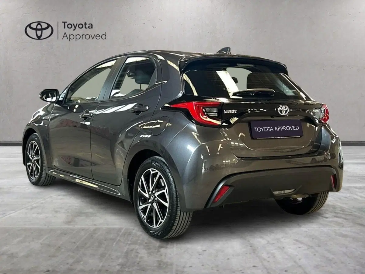 Toyota Yaris usata a Milano (5)