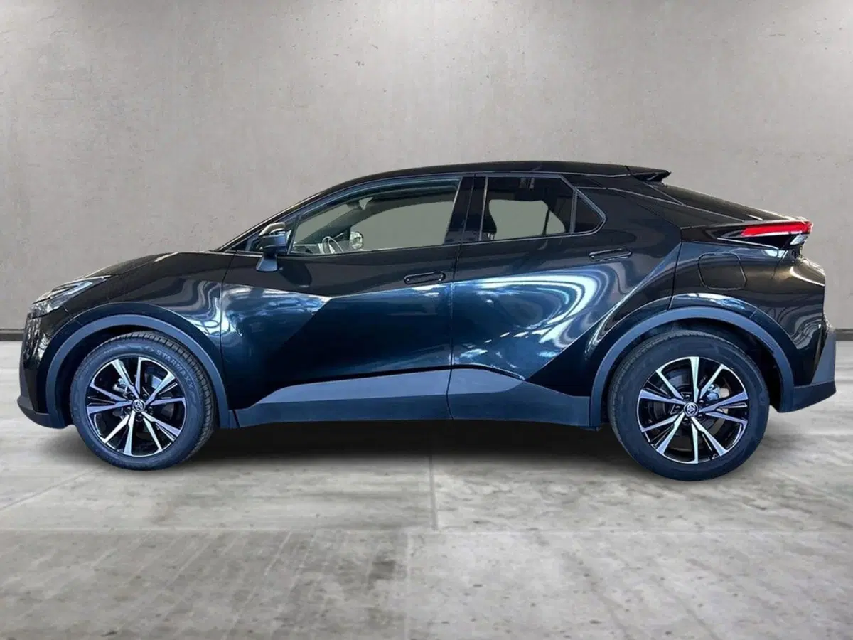 Toyota Toyota C-HR usata a Milano (3)