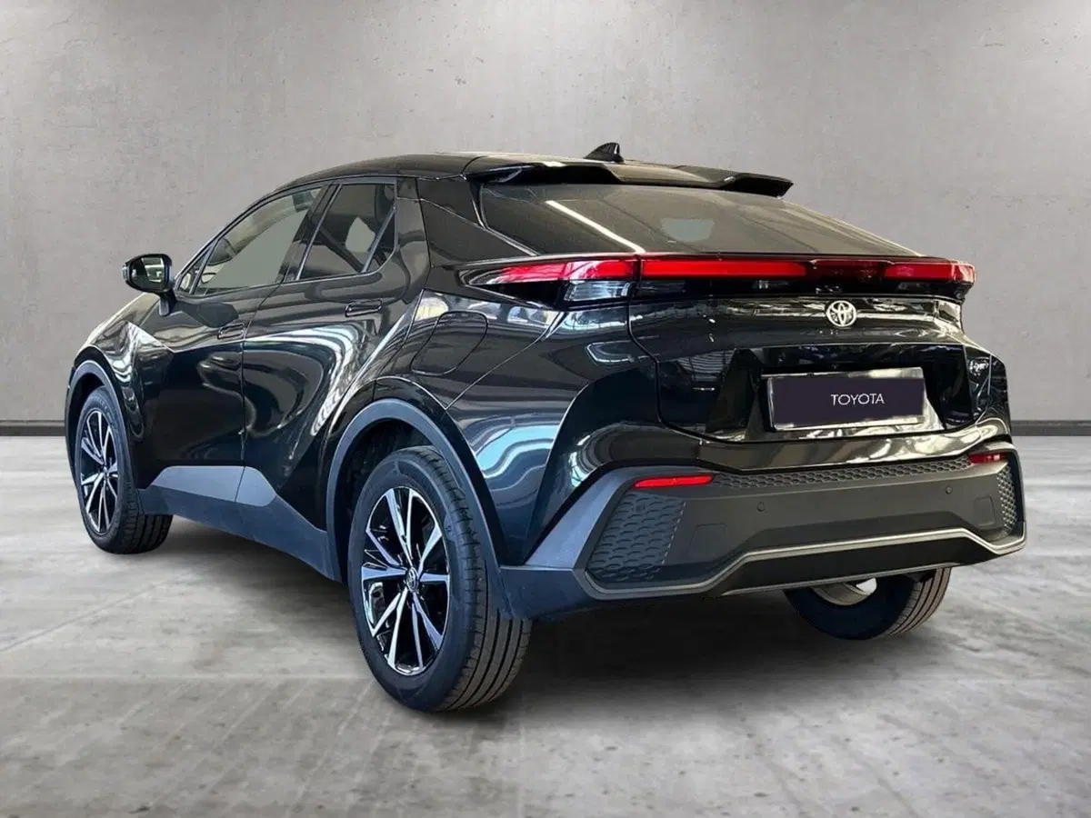 Toyota Toyota C-HR usata a Milano (5)