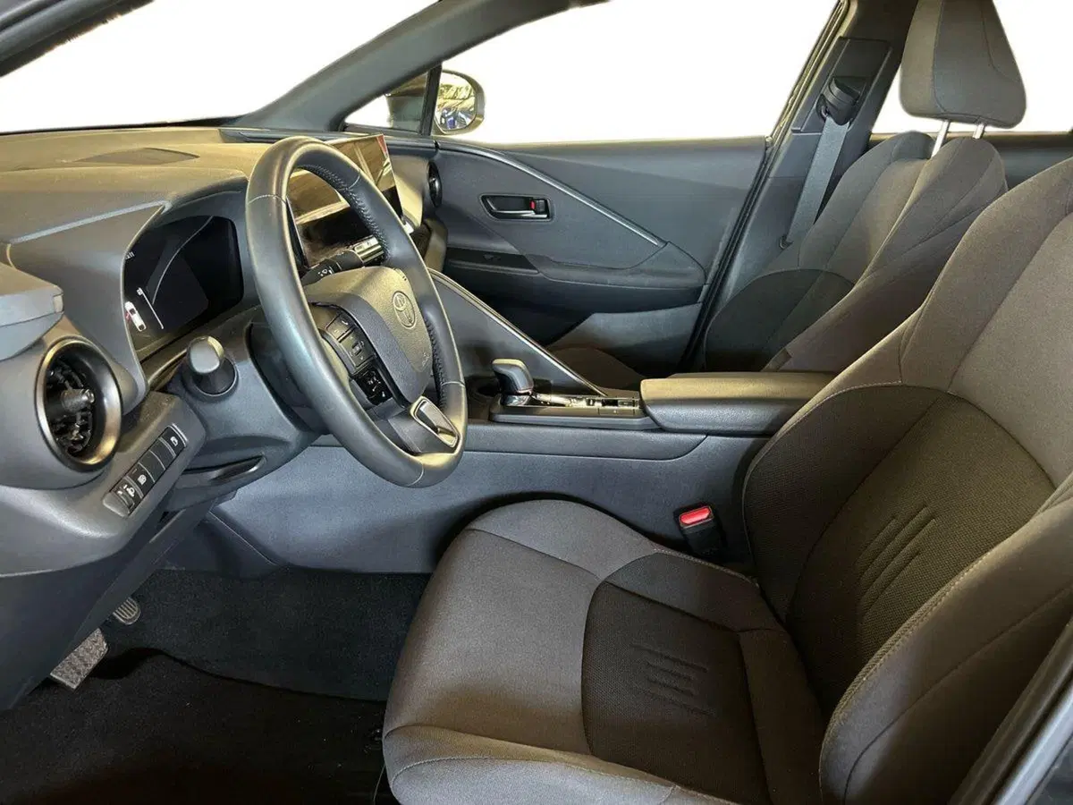 Toyota Toyota C-HR usata a Milano (10)