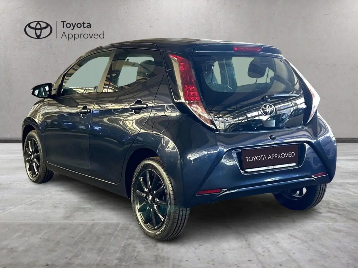 Toyota Aygo usata a Milano (6)
