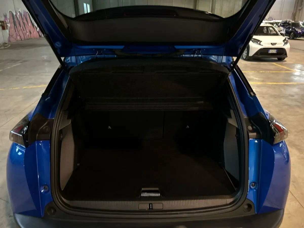 Peugeot 2008 usata a Milano (6)