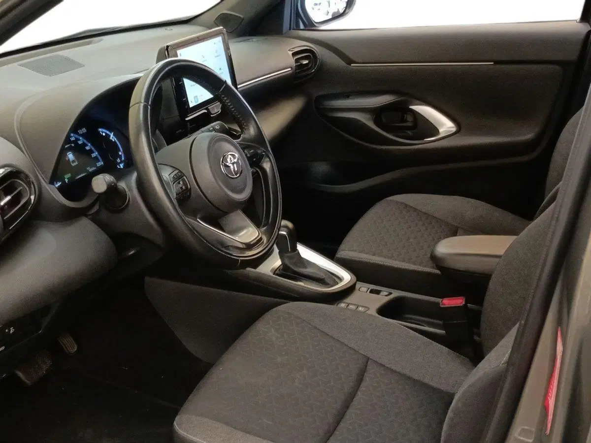 Toyota Yaris Cross usata a Milano (7)