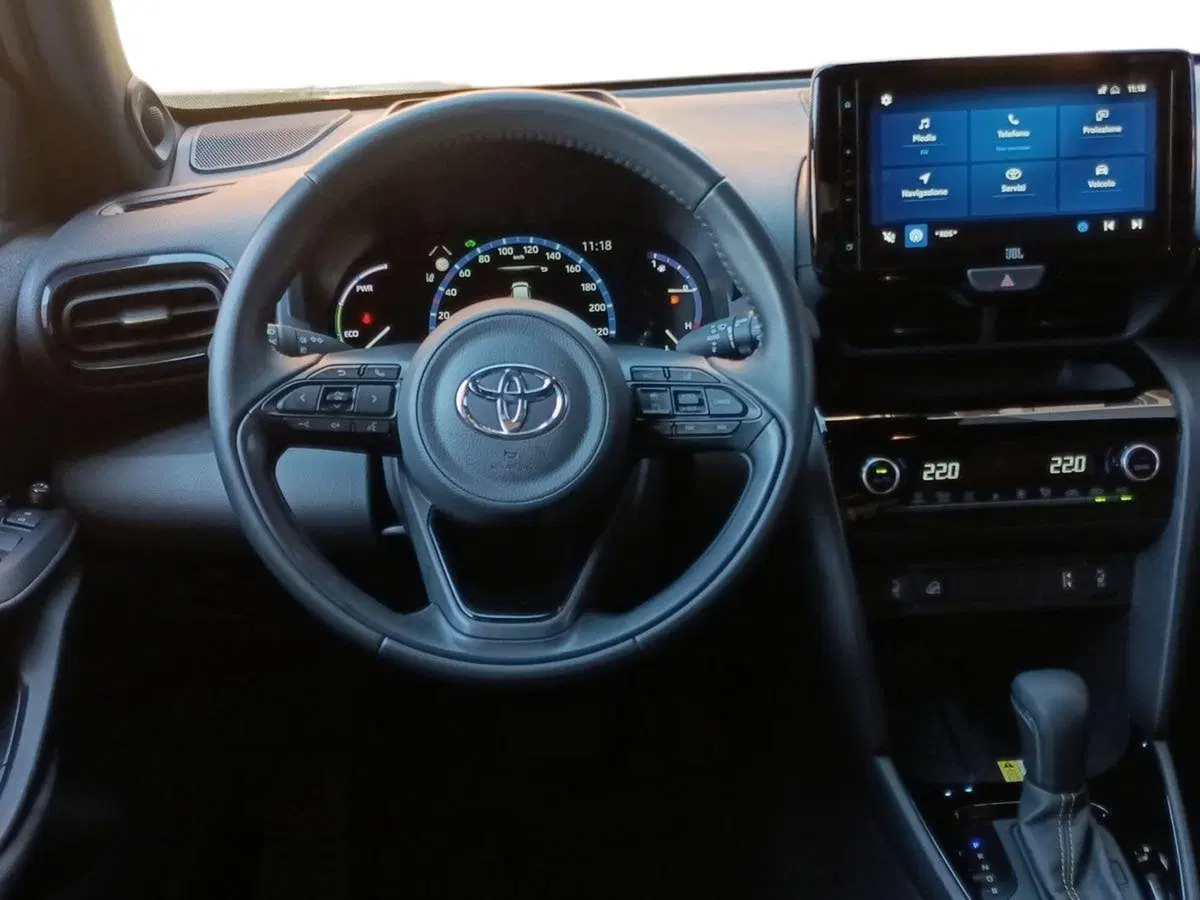 Toyota Yaris Cross usata a Milano (8)