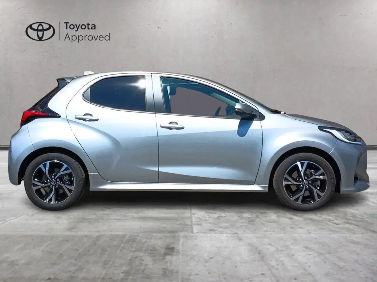 Toyota Yaris usata a Milano (4)