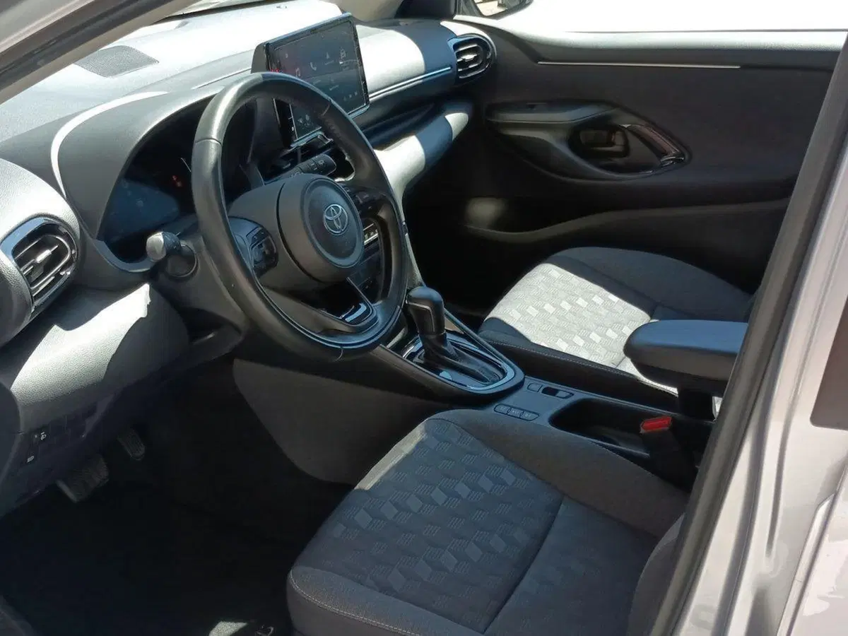 Toyota Yaris usata a Milano (7)