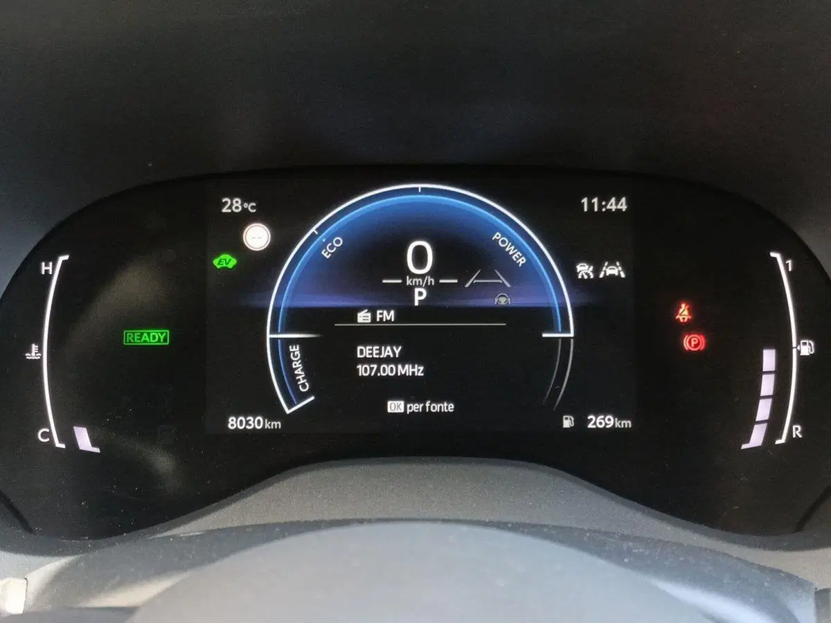 Toyota Yaris usata a Milano (9)