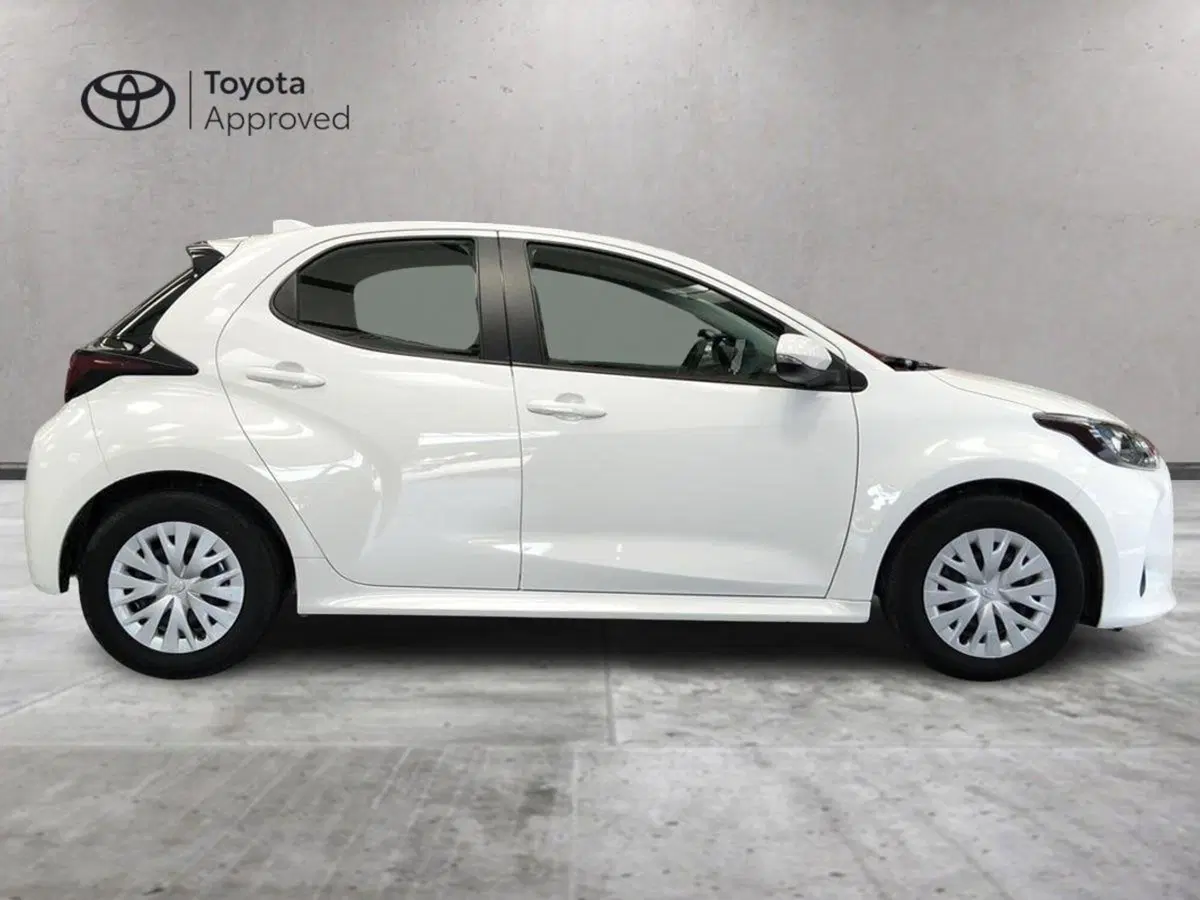 Toyota Yaris usata a Roma (4)