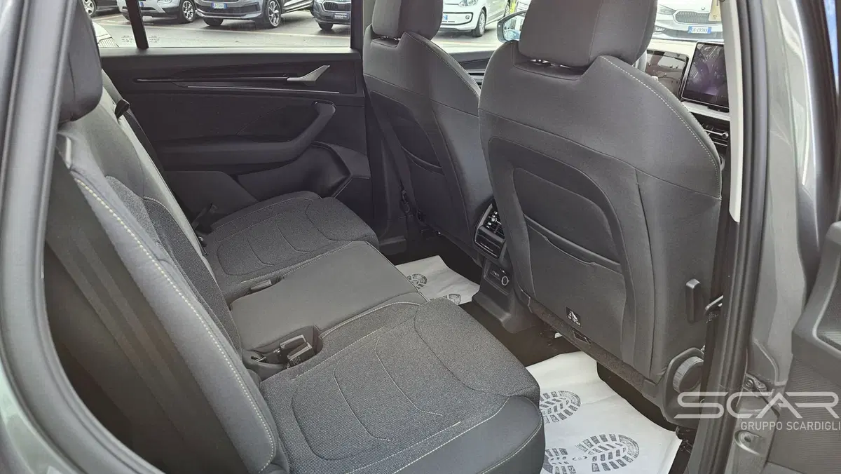 Skoda Kodiaq nuova a Livorno (14)