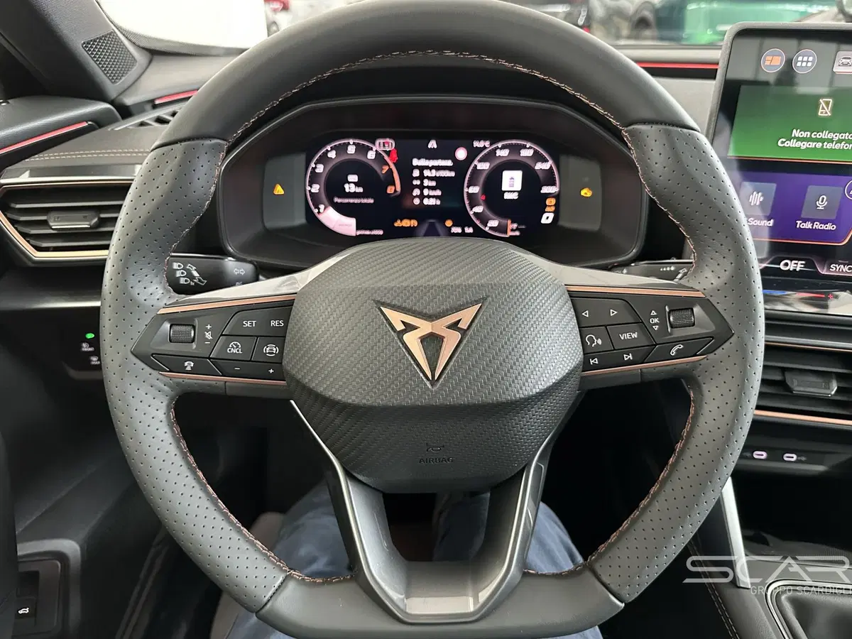 Cupra Formentor nuova a Livorno (17)